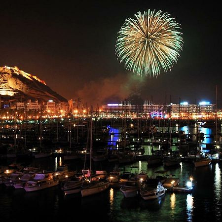 Un Lujo En El Corazon De Alicante Buitenkant foto