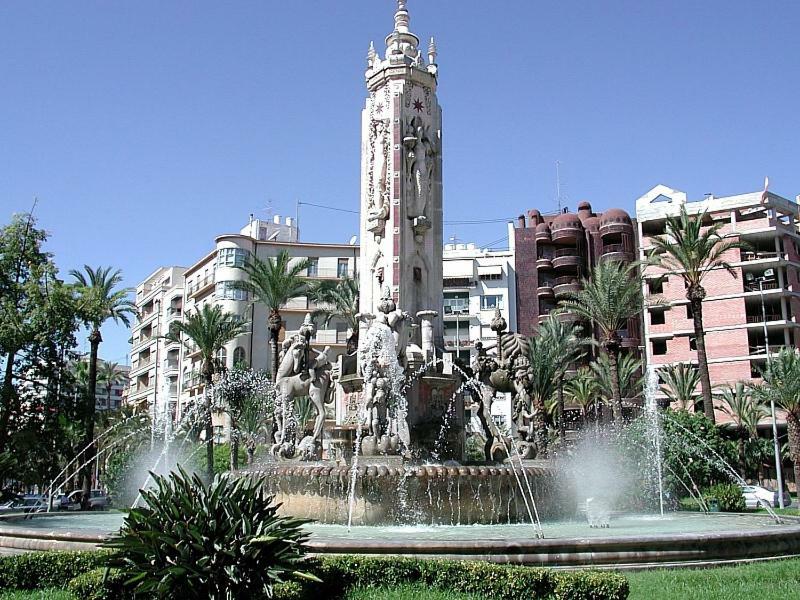 Un Lujo En El Corazon De Alicante Buitenkant foto