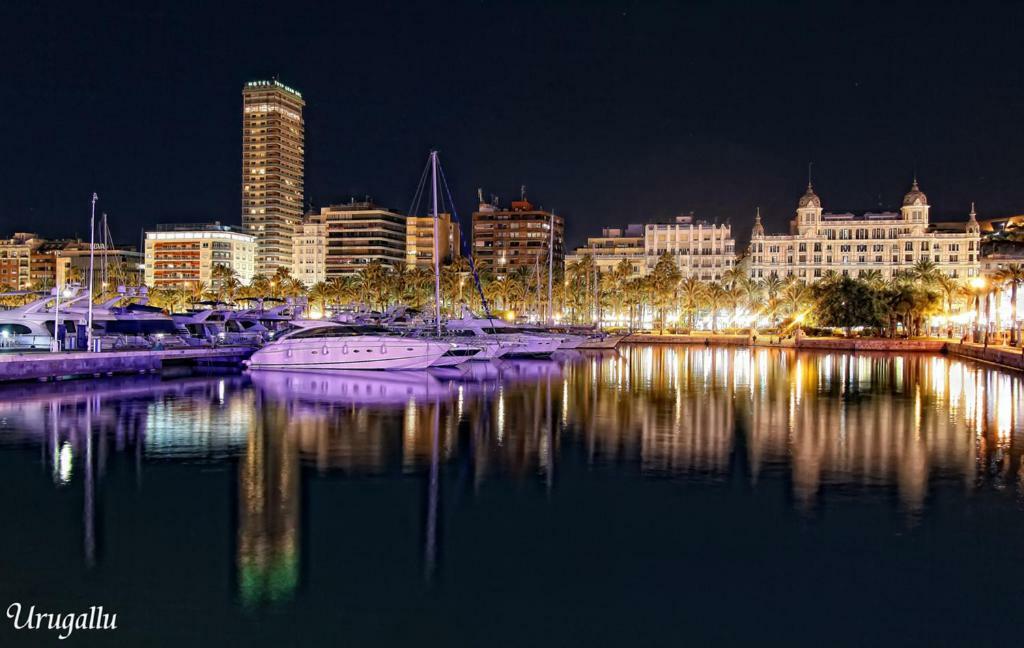 Un Lujo En El Corazon De Alicante Buitenkant foto